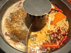 -晓宇重庆火锅(西安荟聚店)