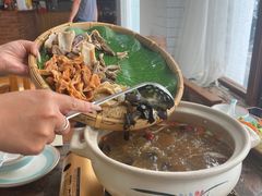 -阿鹏故事云南野生菌火锅(人民路店)