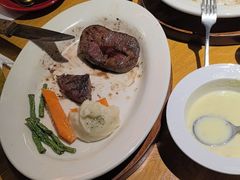 -斗牛士牛排(南京东路店)