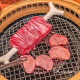 就在万象城🎄有Kitty猫的圣诞烧肉来啦！