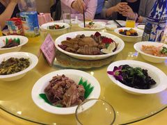 -山明水秀大饭店