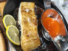 盐焗香煎鳕鱼-卢布里西餐厅(总店)