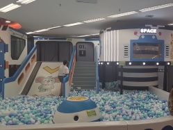 -孩子王童乐园(西安盛龙店)