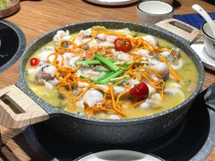 -山城外·非遗酸菜鱼(财富中心店)
