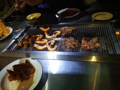 -马路牙子地桌烤肉(工体店)