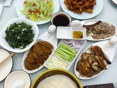 -大鸭梨烤鸭店(金顶街店)