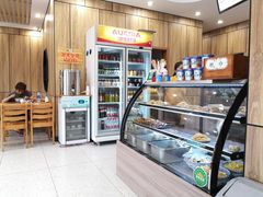 面包甜点陈列柜-穆兰泽兰州牛肉面(天津·海河意式风情区店)