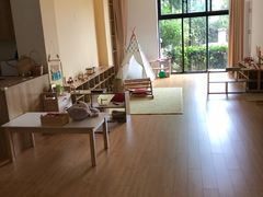-小象托育