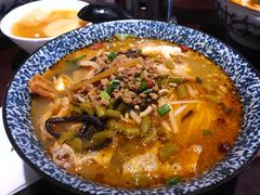 -粉家柳州螺蛳粉(杨宅路店)
