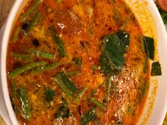 -J Daeng Seafood