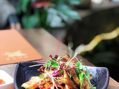 炭烤猪颈肉-Golden Lily河内巴黎法越料理餐厅(建国西路店)