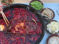 -正贰捌经重庆老火锅(建设路店)