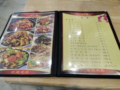 -江城燕子大排档(江汉路步行街店)