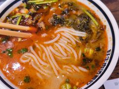 -霸舌生滚牛肉米粉(天生街道店)
