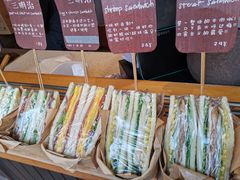 -Al Salam莫的三明治