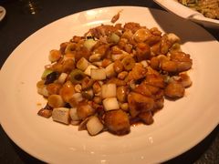 -靠山屯东北农家菜(八龙桥雅苑店)