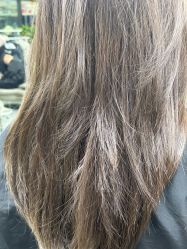 -藤野造型烫染·漂发