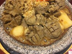 石锅手打牛肉丸-潮堂(环球金融中心店)