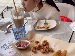 -必胜客(航洋国际店)