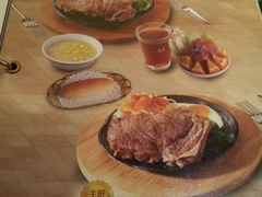 -豪客来牛排(中央花苑店)