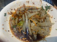-有一锅·野生菌黑山羊腊排骨火锅(古城北门店)