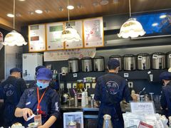 -茶颜悦色(岳麓山顶店)