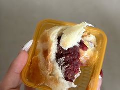 现烤手作经典玫瑰饼-嘉华鲜花饼(束河店)