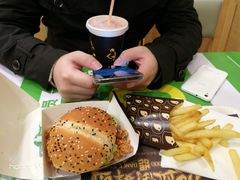 -德克士(三门路店)