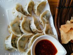 锅贴饺子-妈妈的味道(和顺古镇店)