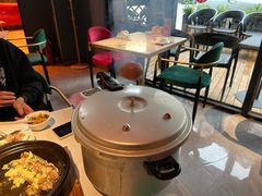 -蚝堡海鲜·威海菜·海肠捞饭·烧烤·亚洲吃蚝公司(幸福门店)