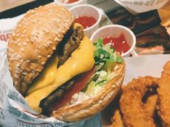 -The Habit Burger Grill 哈比特汉堡(爱琴海店)