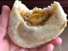 咸蛋黄超人包-老陶包子铺(南大西南村店)