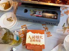 -老街烧烤大排档·地道湖北菜·龙虾馆(汉口火车站店)