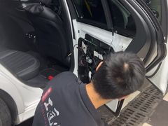 -鲨鱼皮汽车凹陷玻璃修复(静安店)