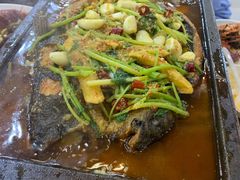 重庆万州烤鱼-宝记烧烤·碳锅羊肉·羊蝎子火锅·夜食社(文体路创始店)