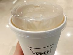 燕麦澳白-Manner Coffee(IFS一楼店)