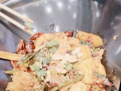 -醉人椒麻辣香锅(王府井喜悦店)