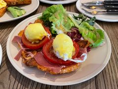 -Common Table · Brunch & Coffee