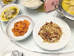 -梅花香里大酒店(郁金香路店)