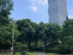 -新虹桥中心花园