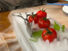 番茄脆菇沙拉-小大董·烤鸭(王府井apm店)
