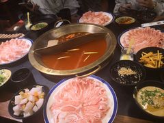 -沸炉重庆老火锅(军事博物馆店)