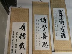 -荒岛实景沉浸密室(江汉路1店)