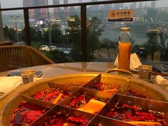 -长嘉·河图火锅(长嘉汇江景旗舰店)