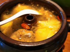 -云海肴·汽锅鸡·云南菜(天山百盛优客店)