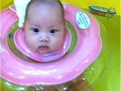 -亲亲天使婴儿游泳馆(堡镇店)