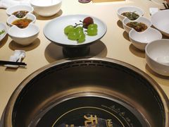 -余欢领鲜火锅(新街口店)