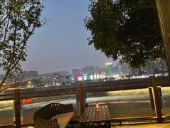 -夜宴江景餐厅
