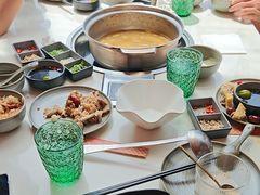 -喃喃椰·糟粕醋·椰子鸡火锅(七堡花园店)