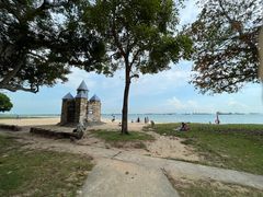 -东海岸人工湖美食村